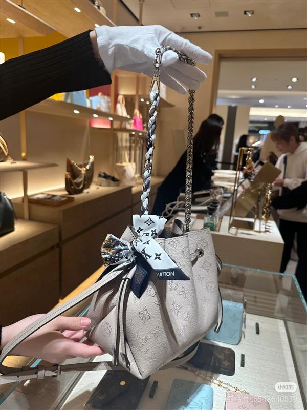 2026124175355610 570